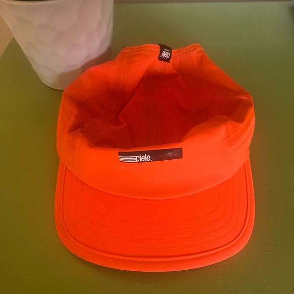 Ciele Accessories Ciele Unisex Running Hat Poshmark